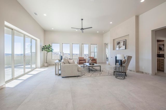 31 La Entrada, Placitas, NM 87043