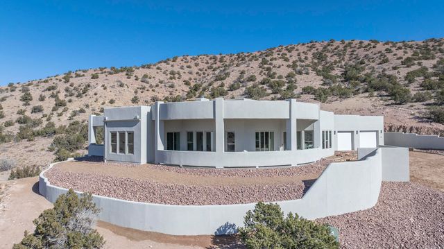 31 La Entrada, Placitas, NM 87043