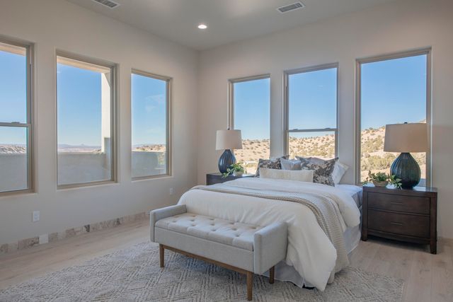 31 La Entrada, Placitas, NM 87043