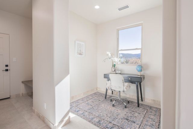 31 La Entrada, Placitas, NM 87043