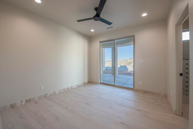 31 La Entrada, Placitas, NM 87043