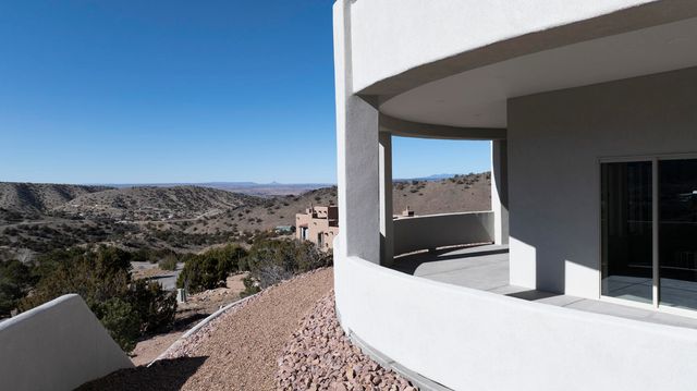 31 La Entrada, Placitas, NM 87043