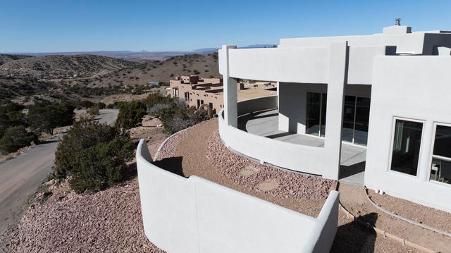 31 La Entrada, Placitas, NM 87043