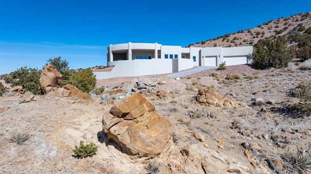 31 La Entrada, Placitas, NM 87043