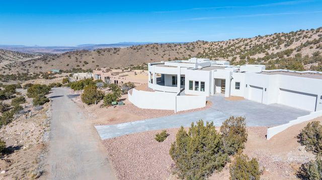 31 La Entrada, Placitas, NM 87043