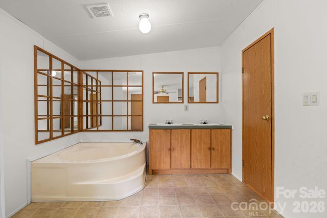 3536 Nelson Lane, Morganton, NC 28655