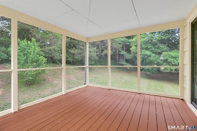 4 Cherry Heights Terrace, Newtown, CT 06482