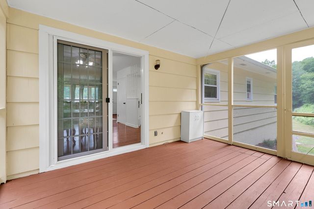 4 Cherry Heights Terrace, Newtown, CT 06482