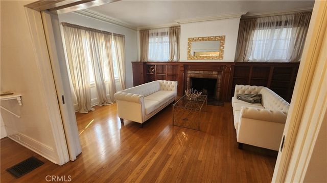 2215 W 21st, Los Angeles, CA 90018