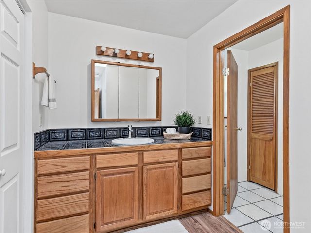 919 43rd Street, Port Townsend, WA 98368