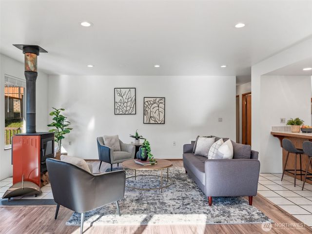919 43rd Street, Port Townsend, WA 98368