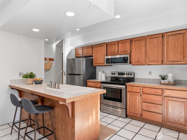 919 43rd Street, Port Townsend, WA 98368