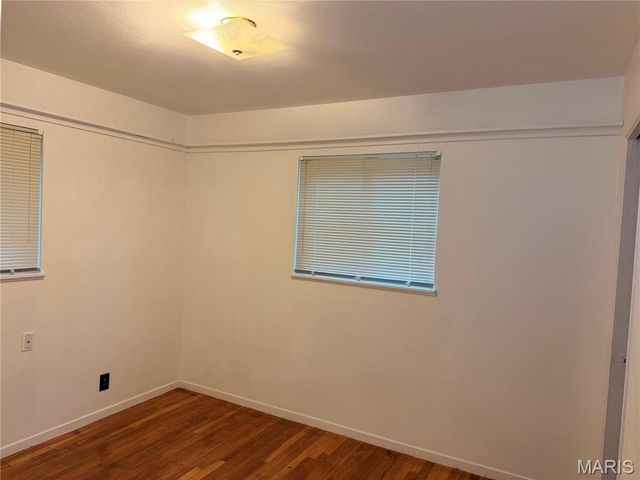 10436 Durness Drive, St Louis, MO 63137