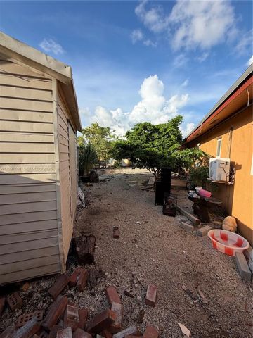 30486 SW 162nd Place, Homestead, FL 33033