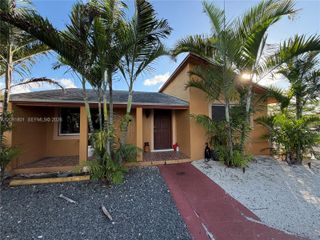 30486 SW 162nd Place, Homestead, FL 33033