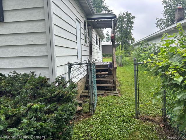 134 College Avenue, Britton Village, MI 49229