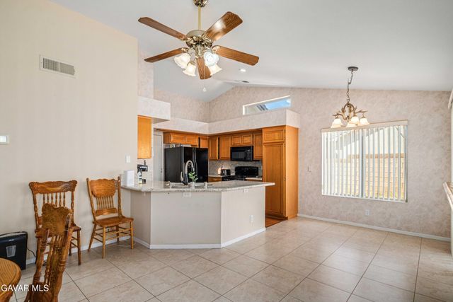 42238 58th Street, Lancaster, CA 93536