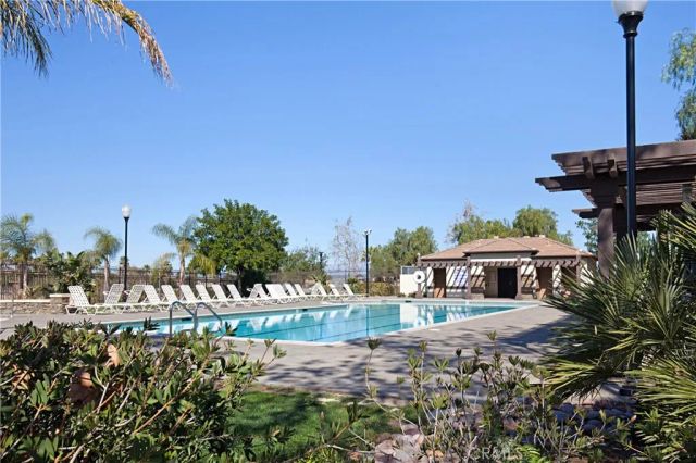 12390 Jacaranda, Riverside, CA 92503