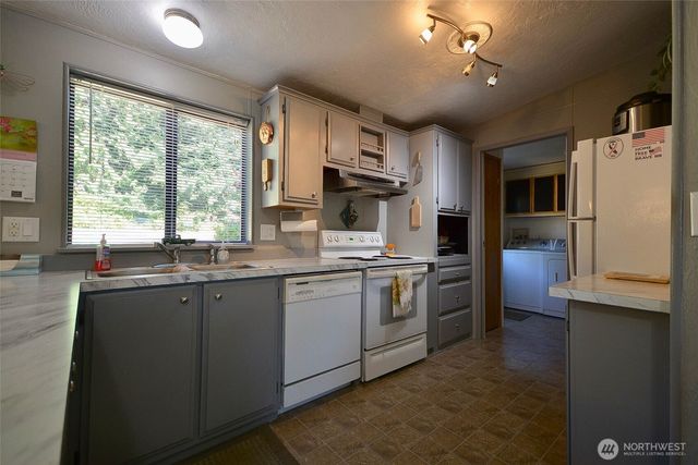14818 Terrace Avenue SE, Tenino, WA 98589