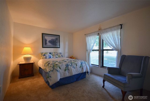 14818 Terrace Avenue SE, Tenino, WA 98589