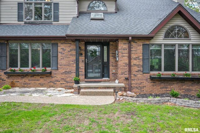 298 Hires Trace, Morton, IL 61550