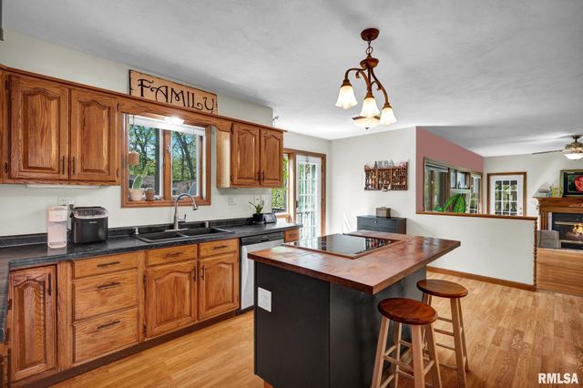 298 Hires Trace, Morton, IL 61550