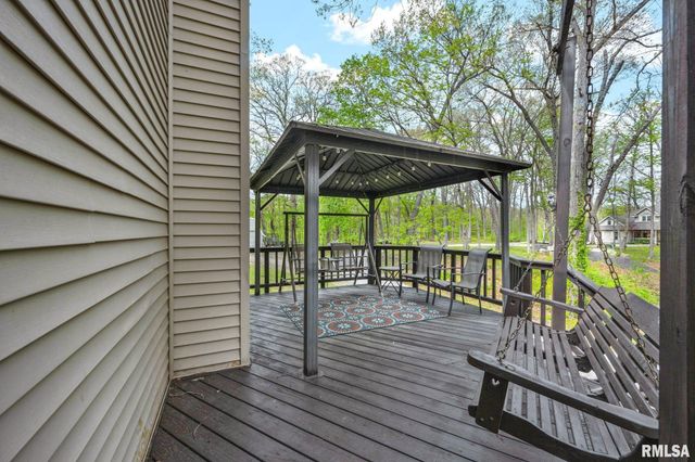 298 Hires Trace, Morton, IL 61550