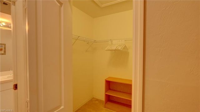 8083 Queen Palm LN 424, Fort Myers, FL 33966