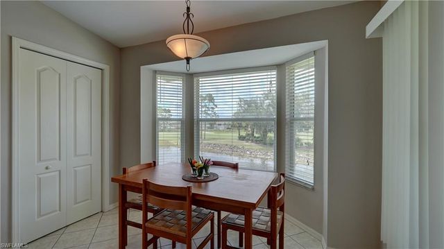 8083 Queen Palm LN 424, Fort Myers, FL 33966