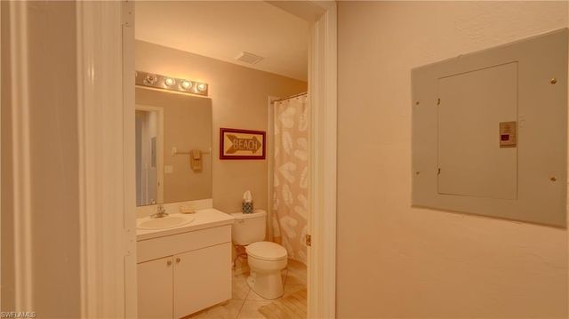 8083 Queen Palm LN 424, Fort Myers, FL 33966