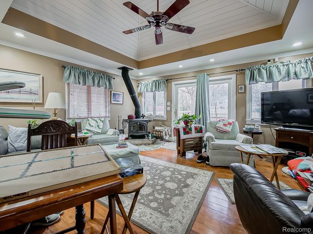 416 Detroit Avenue, Royal Oak, MI 48073