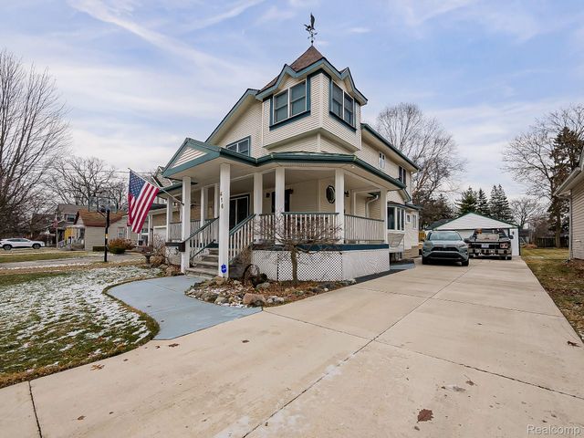 416 Detroit Avenue, Royal Oak, MI 48073