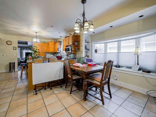 416 Detroit Avenue, Royal Oak, MI 48073