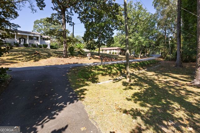 1589 Hammond Woods Circle SW, Marietta, GA 30008