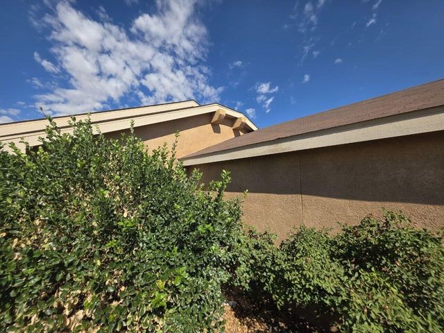 2767 Sundance Kid Drive SW, Albuquerque, NM 87121