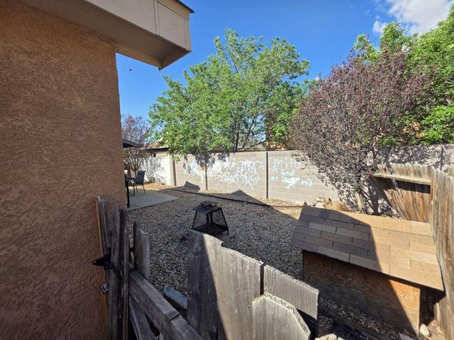 2767 Sundance Kid Drive SW, Albuquerque, NM 87121