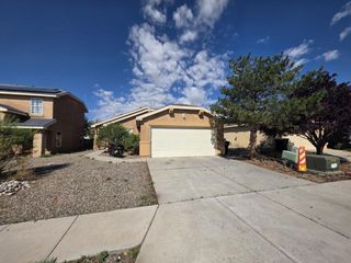 2767 Sundance Kid Drive SW, Albuquerque, NM 87121