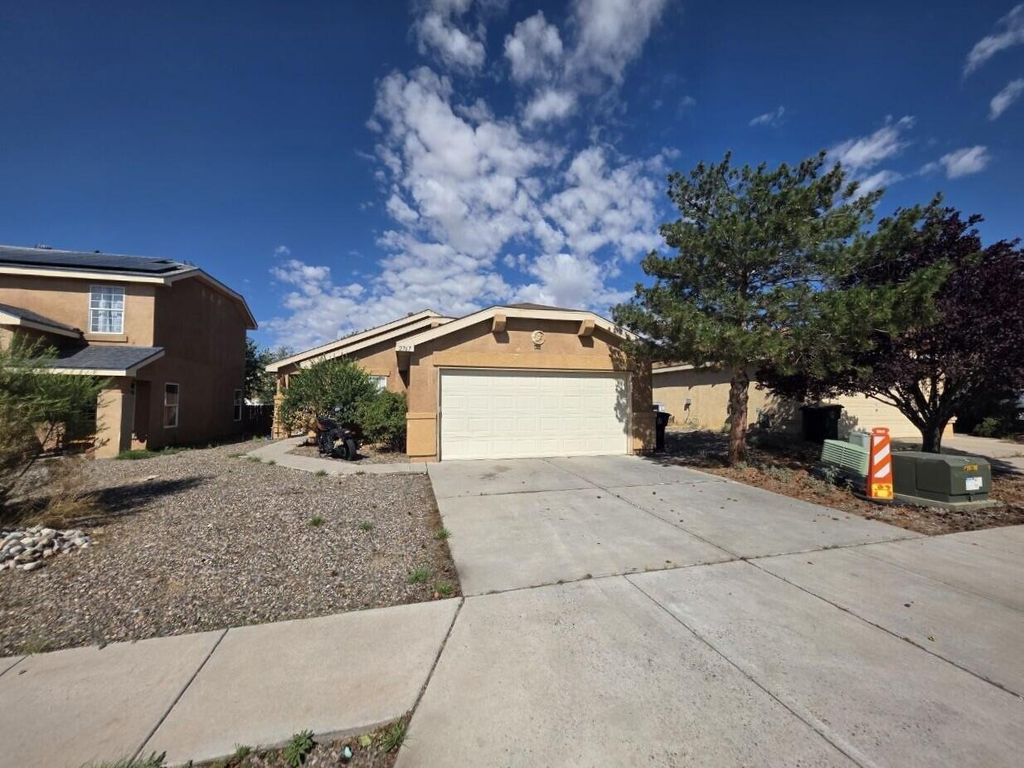 2767 Sundance Kid Drive SW, Albuquerque, NM 87121