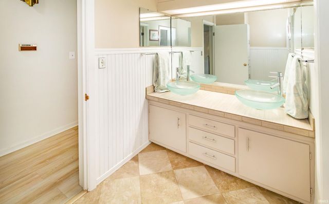 2308 Scheips Lane, Evansville, IN 47712