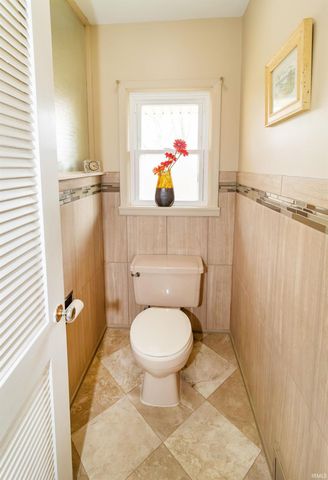 2308 Scheips Lane, Evansville, IN 47712