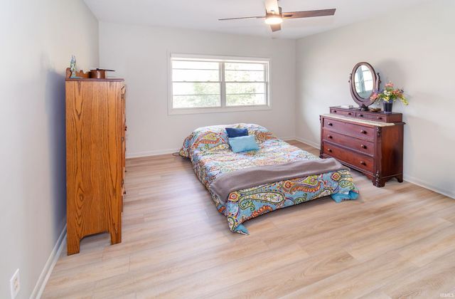 2308 Scheips Lane, Evansville, IN 47712