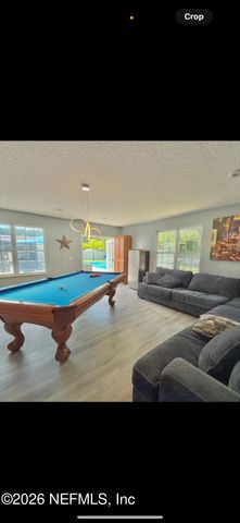 1042 JAMAICA Road E, Jacksonville, FL 32216