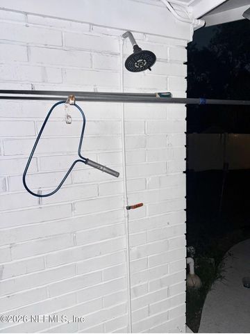 1042 JAMAICA Road E, Jacksonville, FL 32216