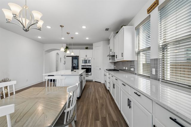 1434 Cypress Thorn Drive, Arlington, TX 76005