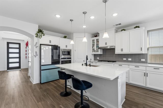 1434 Cypress Thorn Drive, Arlington, TX 76005
