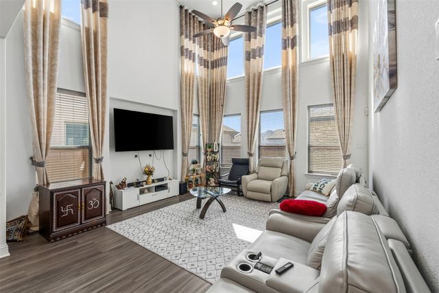 1434 Cypress Thorn Drive, Arlington, TX 76005
