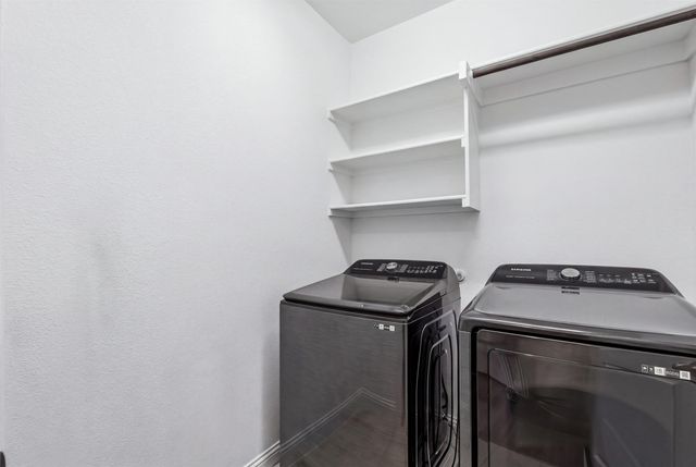1434 Cypress Thorn Drive, Arlington, TX 76005