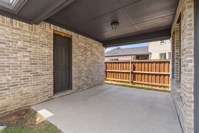 1434 Cypress Thorn Drive, Arlington, TX 76005