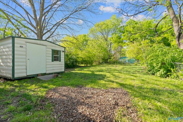 505 Mccullough Avenue NE, Huntsville, AL 35801