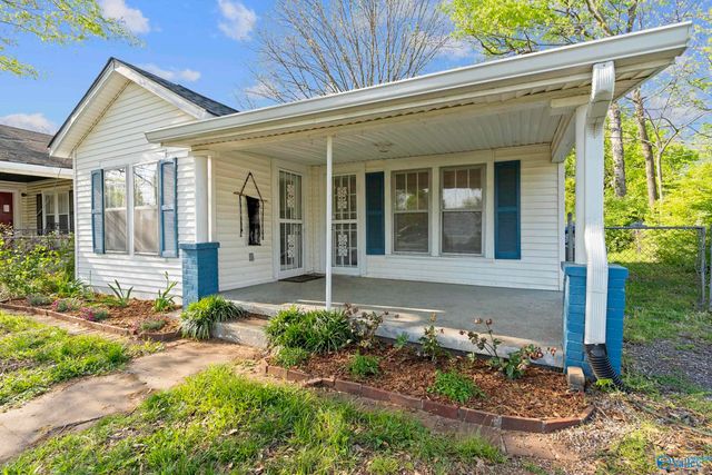 505 Mccullough Avenue NE, Huntsville, AL 35801
